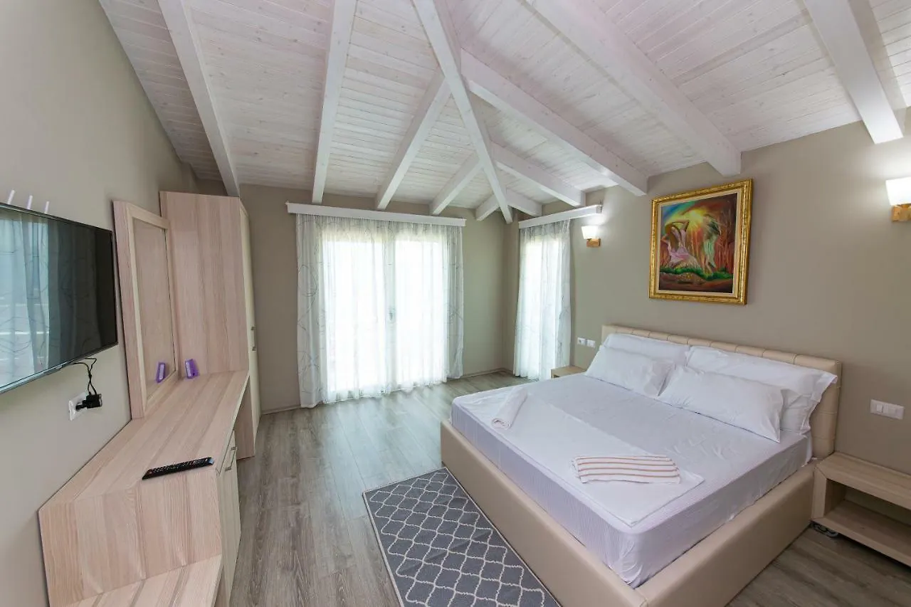 Hotel Roi Radhimë